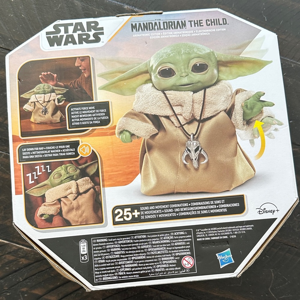 Star Wars The Mandalorian The Child Plush - Animatronic Edition - Picture 6 of 8